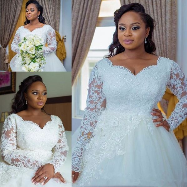 

vintage 2021 wedding dresses plus size lace applique crystal beaded ball gown sweetheart long sleeves arabic bridal gown african wear, White