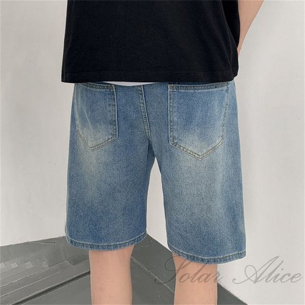 

2020 men's summer new mid-waist five-point jeans straight simple retro hole casual shorts youth thin, Blue