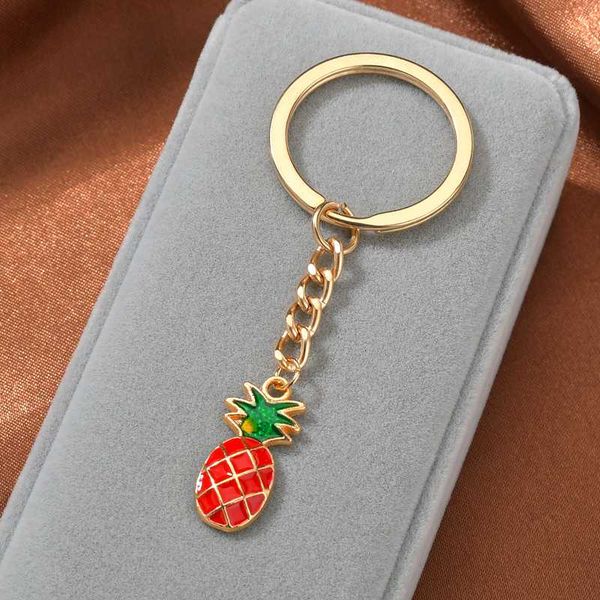 

creative red pineapple keychain gold plant key holder metal keychain fashion keyring charm bag auto pendant gift wholesale price, Silver
