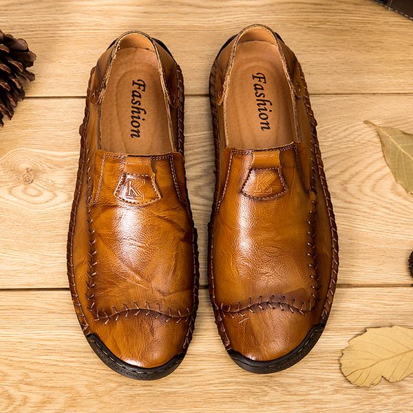 

2020 лета новой кожа ручной работы вскользь кожаные мужские ботинки гороха молодежь британской дышащая открытая нескользящее вождения мужски, Black