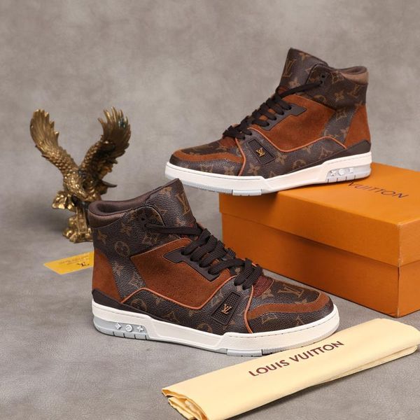

124 men's designer casual sports shoes, luxury trendy travel casual shoes, sports shoes. fast delivery in original box packaging, Black