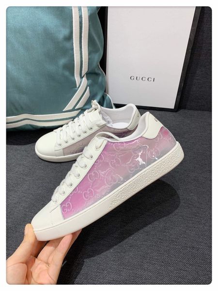 

low-flat-bottomed ace printed sneakers, r brand casual sneakers, stylish flat-bottomed comfort type, with original box, cl