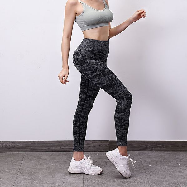 

2020 new tight clothes yoga pants yoga clothing hip lifting sports seamless camouflage leggings women's pants, Black
