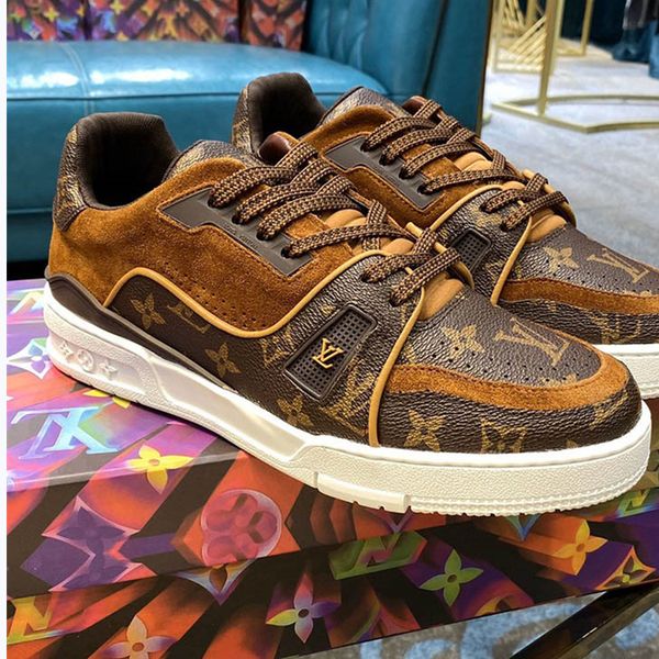 

11 designer high-quality men's casual sports shoes and luxury outdoor casual shoes, the original box size is 38-45, Black