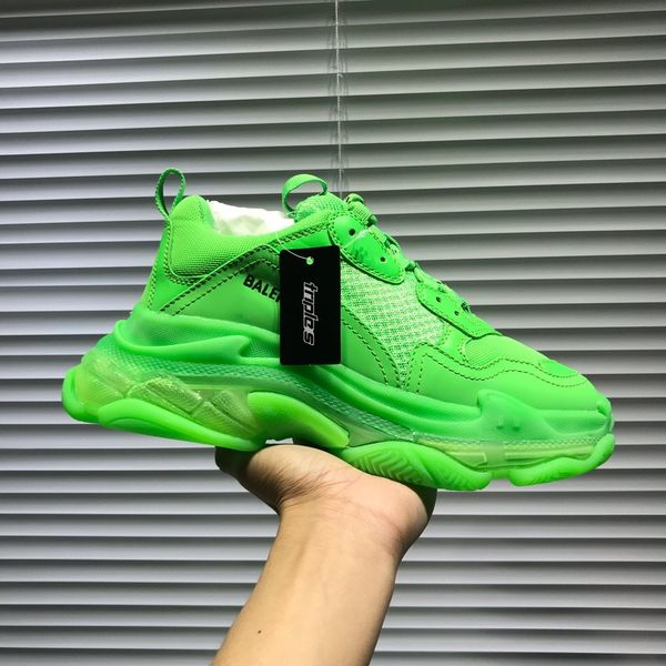 

2020ah designer designs new leisure and entertainment hiking shoes, outdoor jungle adventure shoes, original packaging and box delivery, Black