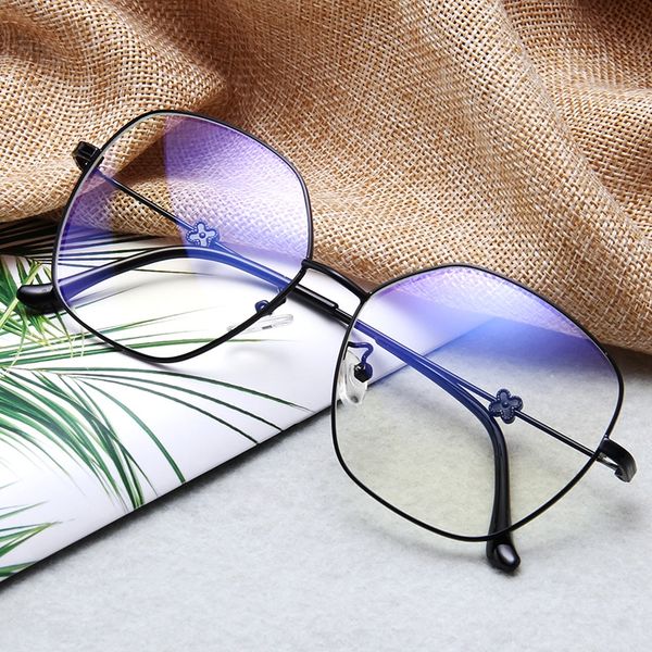 

new fashion glasses 7009 personalized big frame web red plain glasses fashion four-leaf clover embellished metal frame, Silver