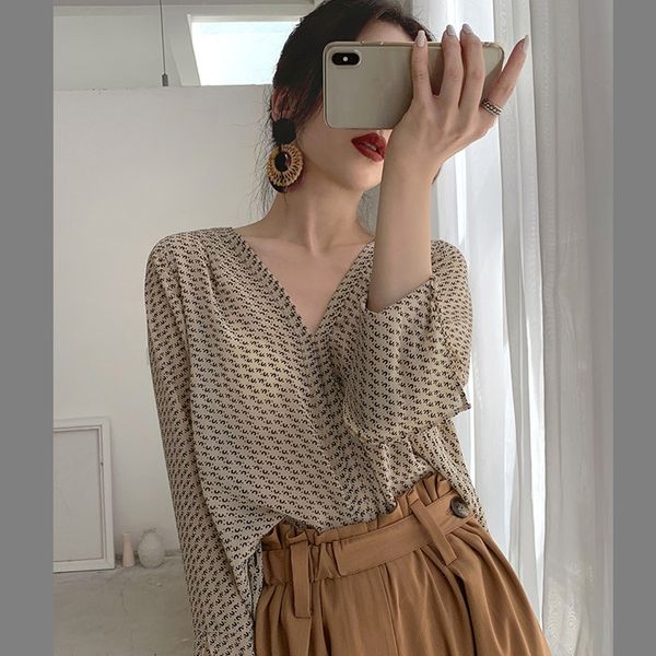 

2020 new chiffon shirts blouses women plus size shirts for women snowflake print long sleeve v neck womens blouse shirt travel, White
