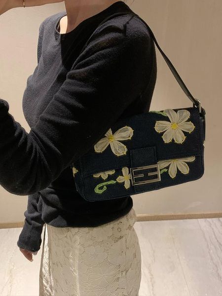 

2020 small denim blue designer crossbody bags for women luxury solid color shoulder handbag chain crossbody messenger bag flower