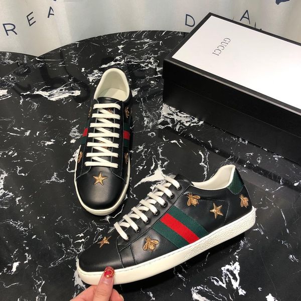

2021-2020q new trend leather casual shoes embroidery bee men and women sports shoes fashion wild party couple flat shoes ,size 35 -45, Black