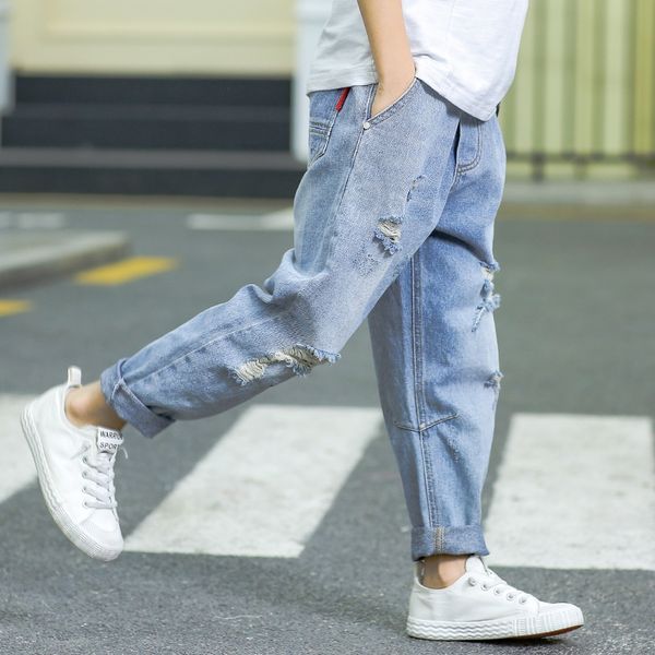 

dca7w boys' summer 2020 new korean style fashionable medium and large casual panty jeans children's pants children's hole jea, Blue