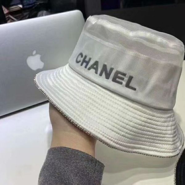 

2020four seasons mens cap fashion stingy brim hats with print pattern breathable casual fitted beach hats with letters optional high quality