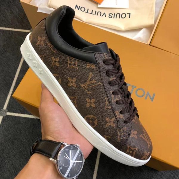 

40 men's designer casual sports shoes, fashion brand outdoor casual shoes, trainers. fast delivery in original box packaging, Black