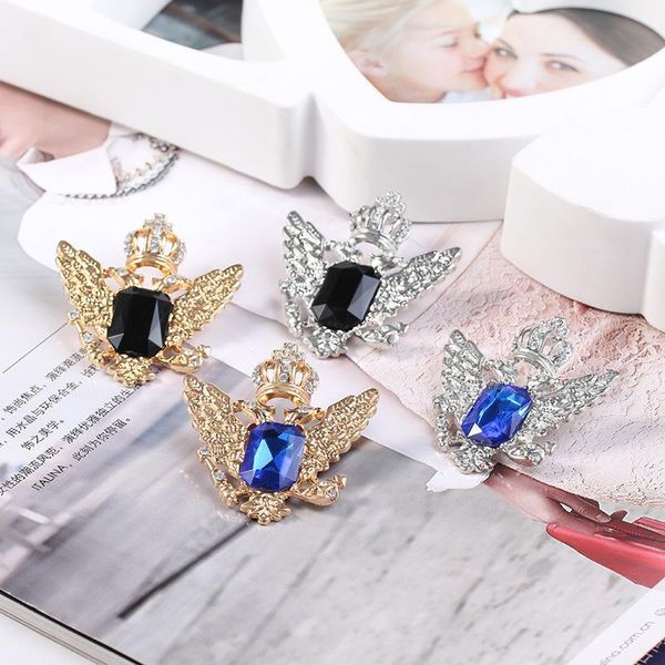 

2020 designer brooch creative marine gem angel wings brooch crown shawl collar fashion wild pin jewelry, Gray