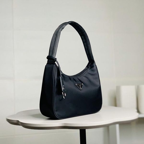 

новые женщины прибытия простые стиль молния подмышек сумка роскошный дизайн сумки на ремне bolsa де hombro высокого качества дамы сумка хобо