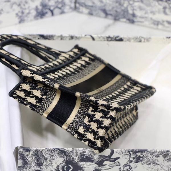 

the networks most high-end quality new women's handbag 1:1 high-quality customized with shoulder strap fashion celebrity essential 456