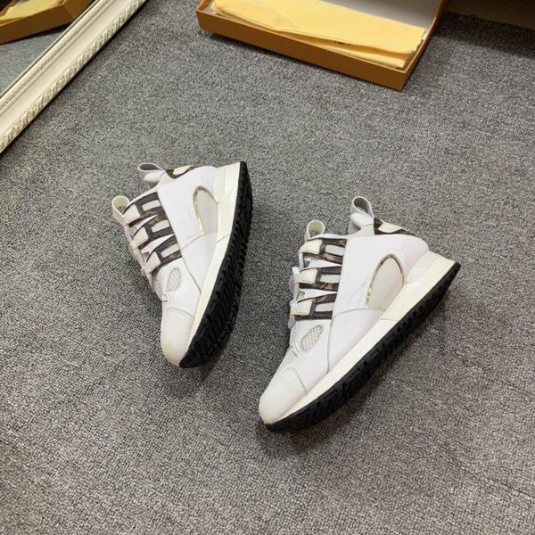 

2020i classic printing trend leather casual shoes men and women outdoor sports shoes fashion wild party couple shoes, size 35-451, Black