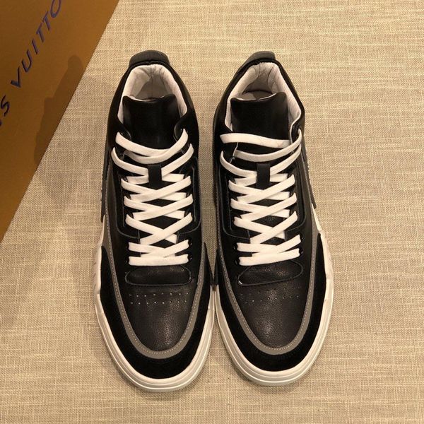 

2020g fashion high-end letter leather men's shoes comfortable high-casual sports shoes, fashion wild men's booties,original bo