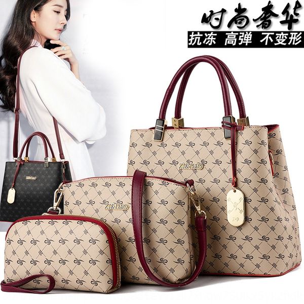 

winter women's new fashionable and atmospheric portable slung mother large hanging shoulder shoulder bag capacity mother bag