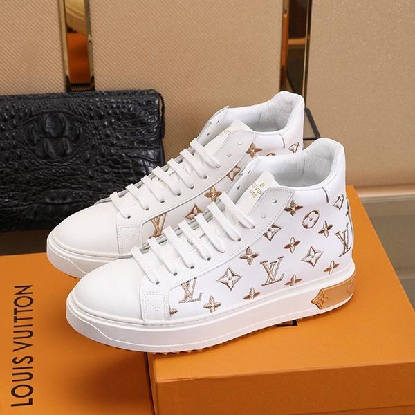 

fast delivery mens shoes breathable outdoor walking sneakers lace -up plus size high luxury men boots herren luxus marken schuhe sale