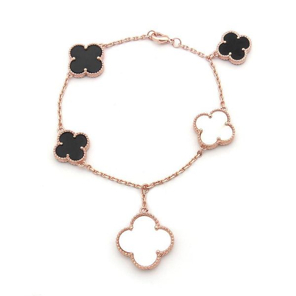 

2020 designer wholesale big and small flowers, four leaf grass bracelet, lady's black and white shell, six flower bracelet