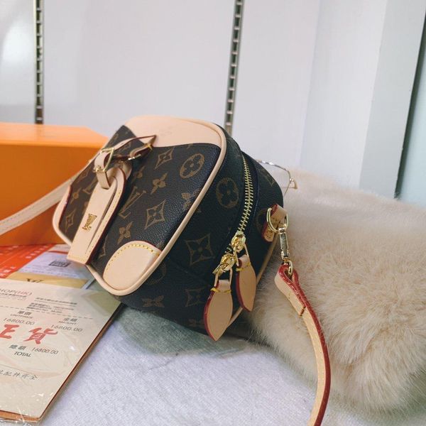 

корабль падение женской сумки sac bandoulière кожи плечо сумка нового прибытие дамы crossbody сумка женщины конструктора luxury посланник су