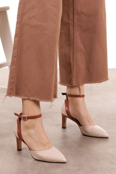 

skin color high-heeled shoes, Black