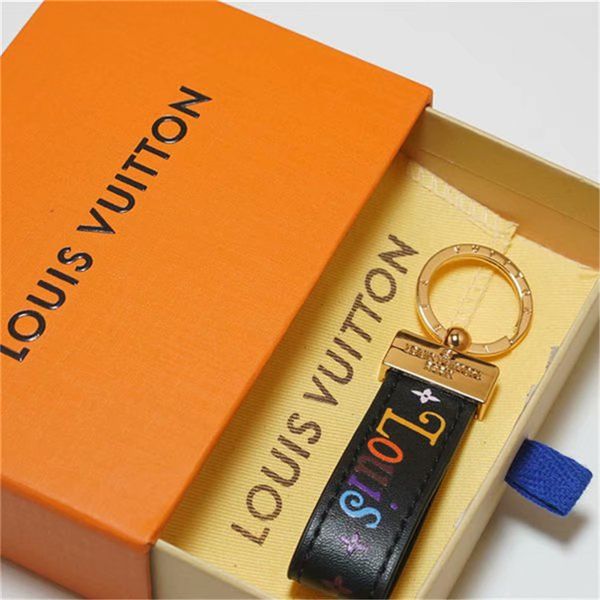 

2020 luxury keychain designer key chain real leather with stainless steel keychain keyring in golden with brown with box, Silver