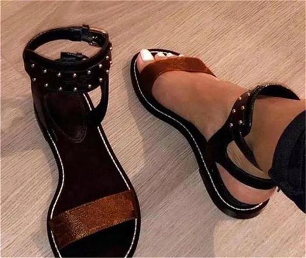 

luxury designer print leather nomad sandal striking gladiator outsole perfect flat plain slippers pumps gladiator sandals summersandal, Black