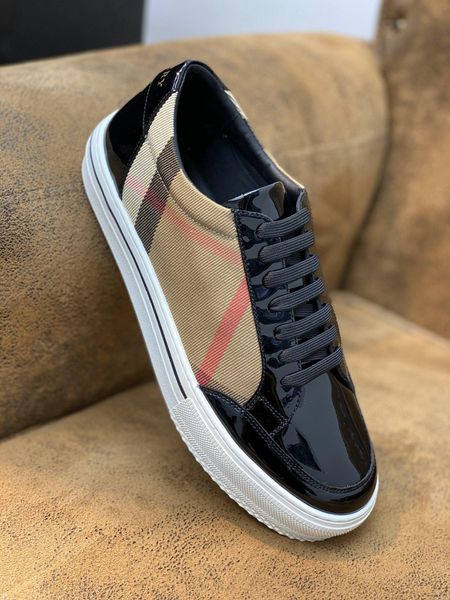 

2020v menmen casual comfortable sports jogging shoes all-match trend shoes outdoor jungle hiking shoes original packaging and box delivery, Black