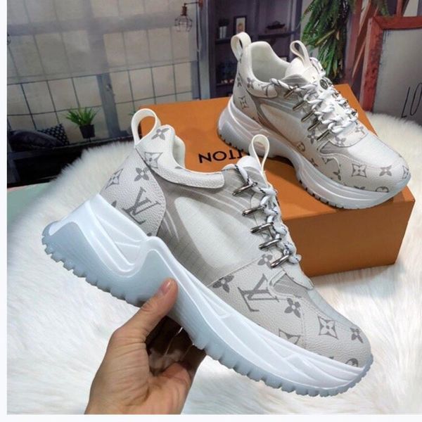 

239 new designer luxury women's casual fashion shoes, women's outdoor casual shoes, high-quality materials, with original box, Black
