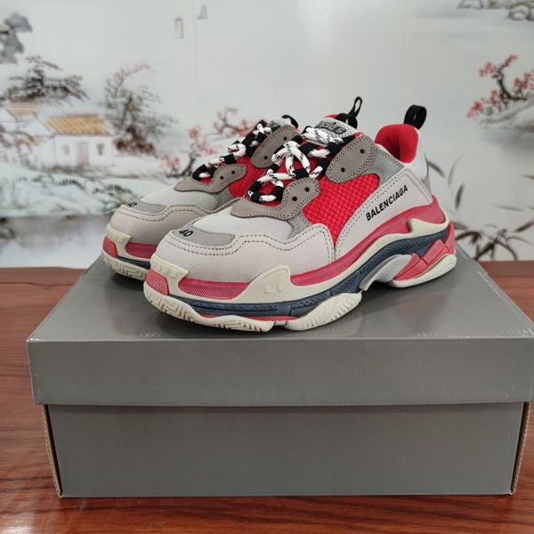 

2020sb designer to create casual and comfortable all-match sports shoes, travel shoes outsole non-slip design with original box delivery, Black