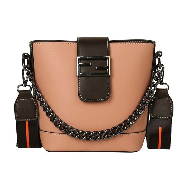 

leather luggage 2020 new ladies bucket bag fashion messenger bag wild chain texture shoulder bag purse hook