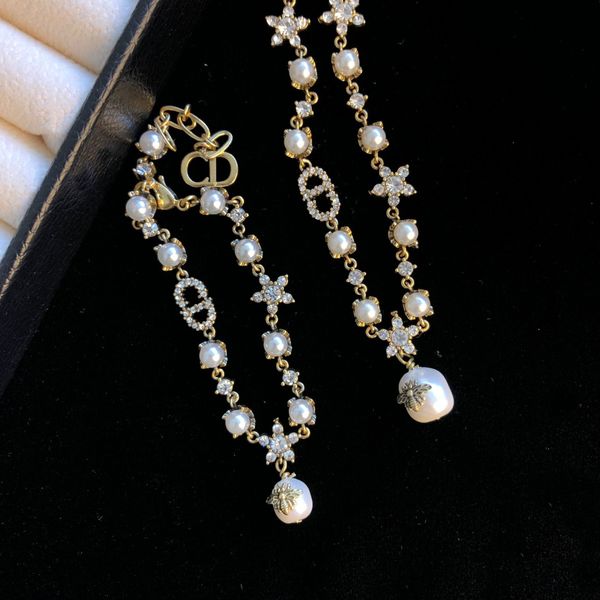 

d jia di jia/2020 new cd letter bee pearl necklace necklace women's high version seiko bracelet, Black