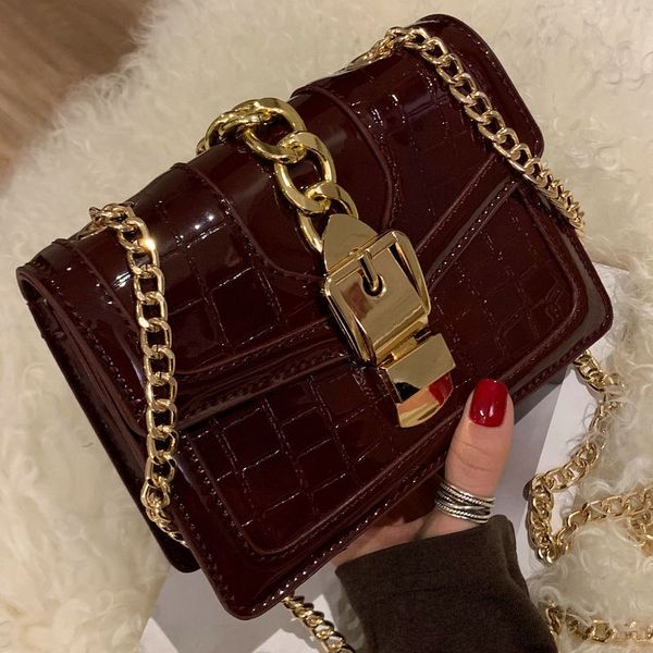 

2020 fashion sequin chain shoulder crossbody bags women handbags patent leather vintage messenger ladies messenger bag female purse