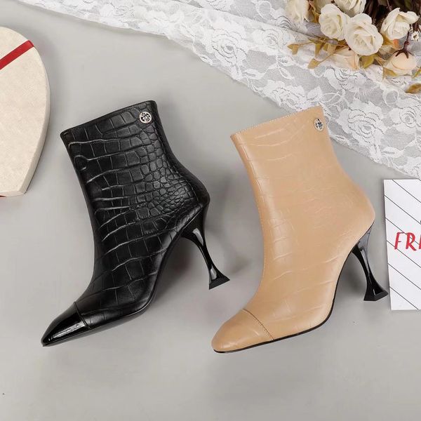 

2020h limited edition custom new british wind wild personality high-heeled bare boots british wind martin boots women's shoes