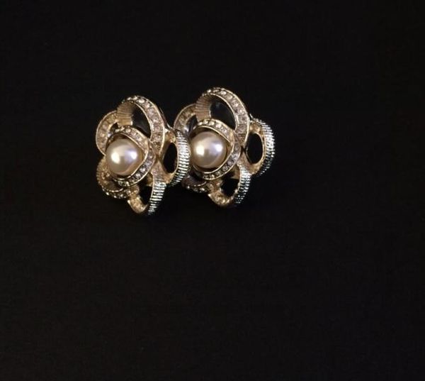 

classic camellia earrings crystal pearl earrings for lady women stud earrings wedding jewelry for bride with flannel bag, Golden;silver