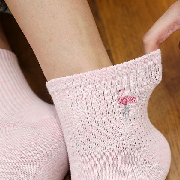

japanischen harajuku nette flamingos lustige socken frauen kawaii tiere stickerei skarpetki socken neuheit baumwolle calcetines, Black