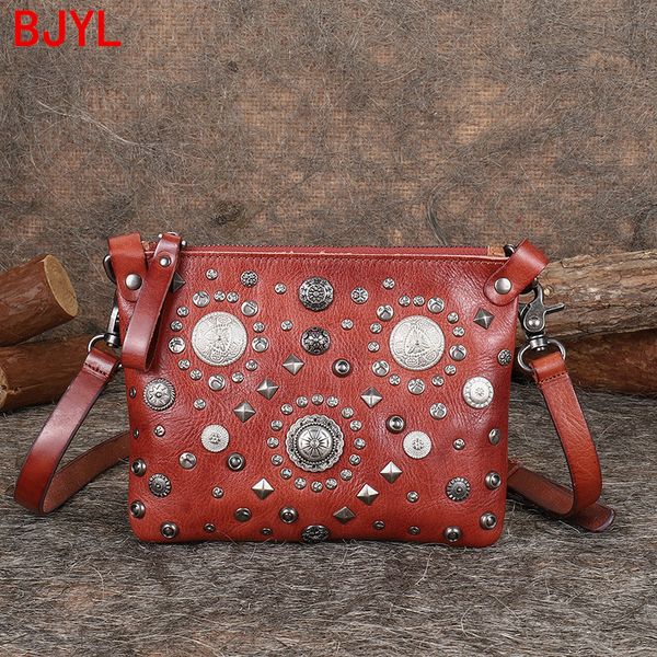 

2020 new retro niche leather bag women shoulder bag rivet cowhide small messenger female genuine leather clutch bags ladies
