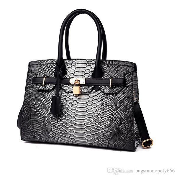 

дизайнеѬ кѬе меок ела ђмка змеиной кожи мода попђлѬне ђмки на Ѭемне ђмки