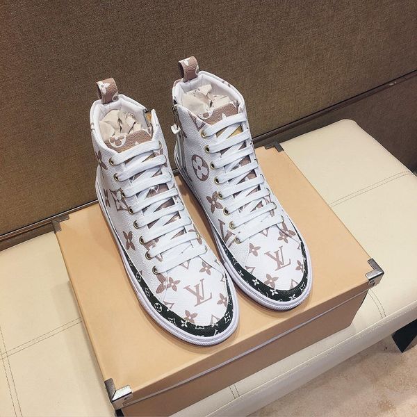 

2020h fashion high-end leather men's shoes high to help comfortable casual shoes, fashion wild outdoor sports shoes, original box packa