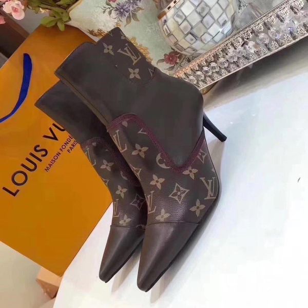 

2020j high-end custom fashion female british wind martin boots fashion wild locomotive handsome short boots, original box packaging