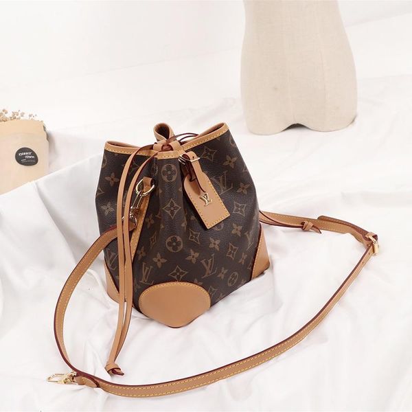 

drop ship womens leather bucket bag luxury design drawstring shoulder bag trend style lady messenger crossbody bags bolso bandolera
