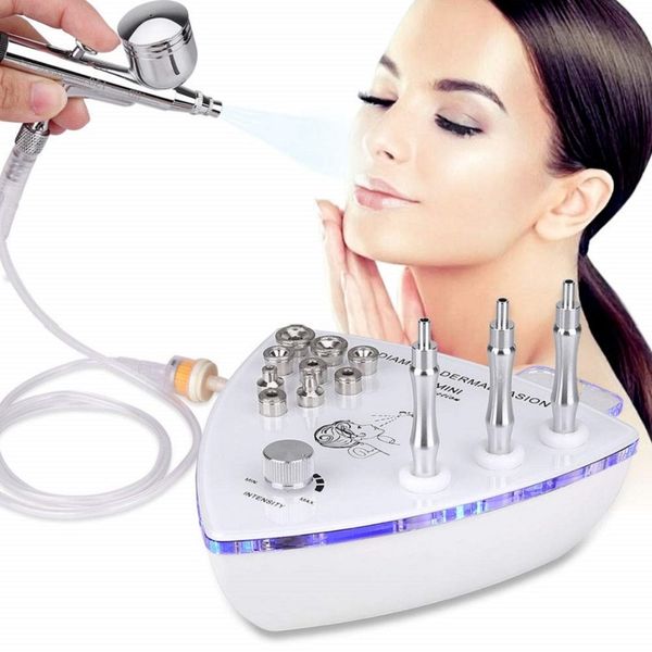 Mais recente máquina de beleza Diamante Microdermoabrasão Dermoabrasão Máquina Com Pistola de Pulverização Spray de Água Sucção a Vácuo Esfoliação Massagem Facial