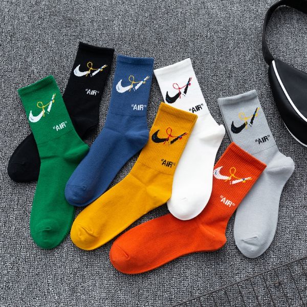

matching letter color basketball and men's new cotton nk sports leisure high-barrel basketball socks fashionable socks, Black