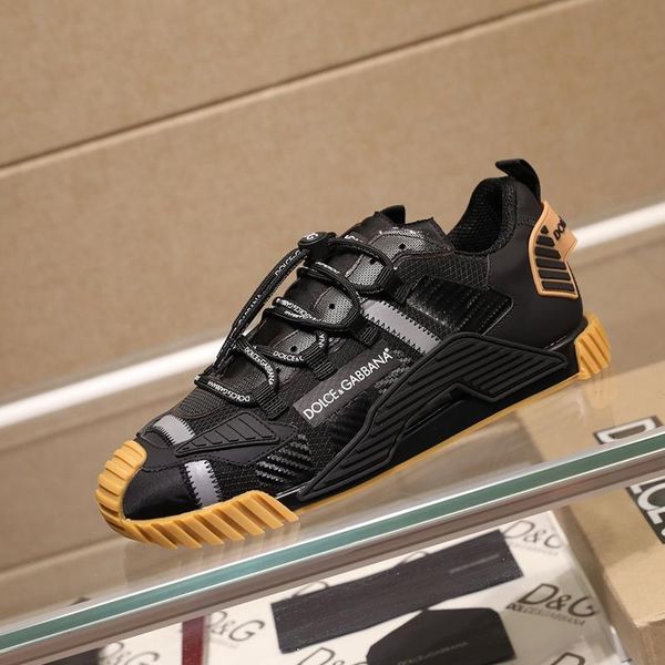 

0077 brand designer high-quality men's casual sports shoes, outdoor casual shoes, with original box packaging size 38--45, Black