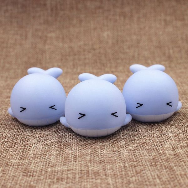 

simple and fresh little whale pinch called traditional vinyl craft voice funny children's decompression vent small toy toy toy