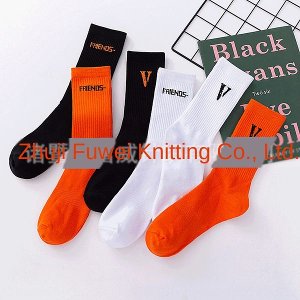 

fashionable black orange and stockings and big v-shaped socks stockings cotton sports socks, Pink;yellow