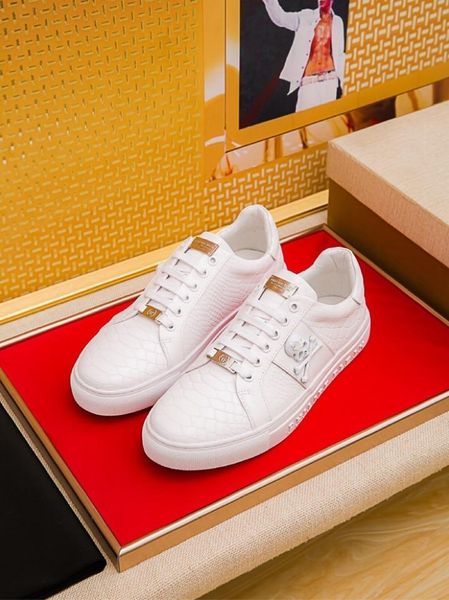 

2019w custom new men's casual tide shoes, sports wild leather low-shoes, original packaging shoe box delivery 38-45111, Black