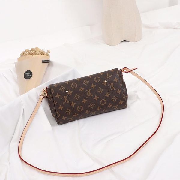 

new fast delivery chain design womens bag vintage classic small flap leather women crossbody bags new arrival messenger bag with origin box