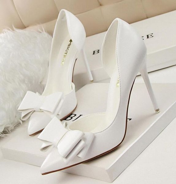 2020 Мода показать сладкий лук на высоких каблуках стилет высокий каблук мелкий рот указал боковые полые ботинки женщин сандалии size34-40